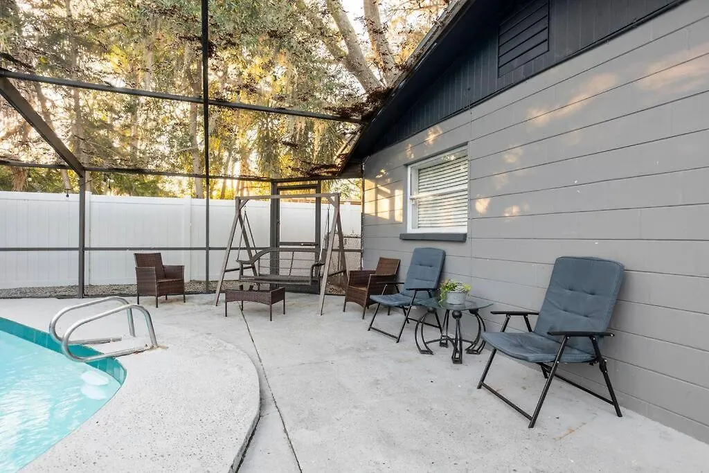 Entirehouse W/Bush Garden View_Private Heated Pool Villa Tampa United States